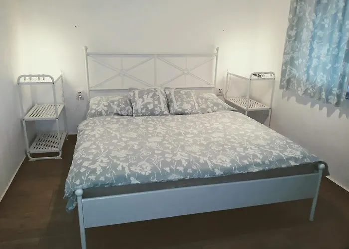 شقة Vinarstvi U Krcku *